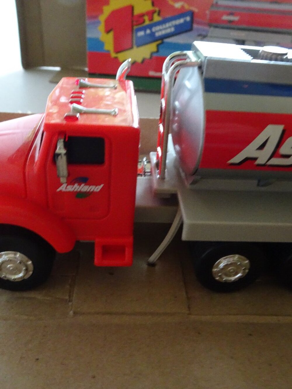 Ashland Toy Tanker Truck 1996 Limited Edition 1st In A Collector's Series NIB